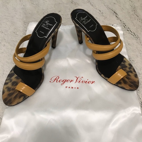 Beautiful Authentic Roger Vivier Heels - Picture 4 of 11